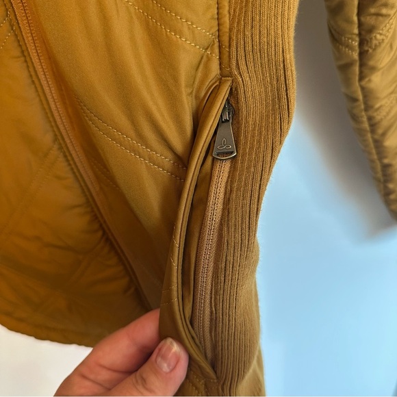 Prana Esla Jacket Womens Size XS Gold Quilted Athleisure Fleece Fall Winter Warm - Picture 12 of 16
